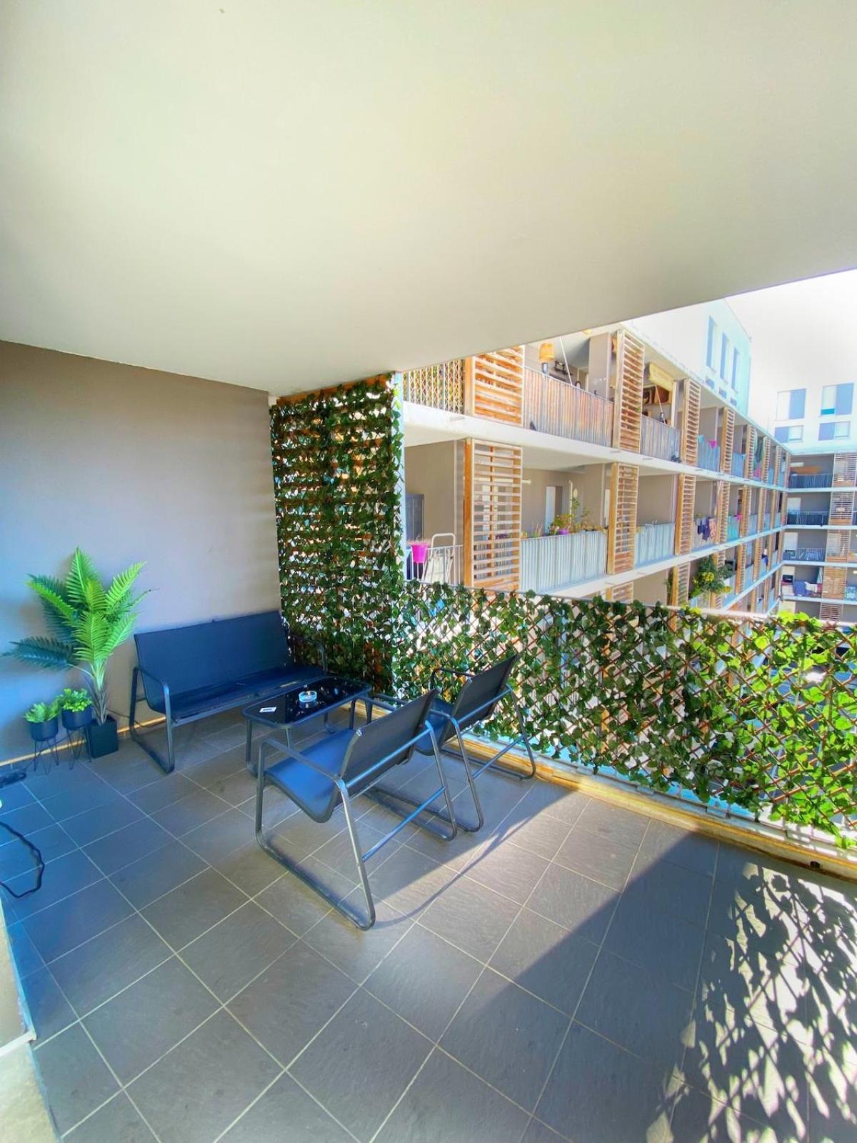 Le Mayda - Parking Prive Gratuit Marseille Exterior photo